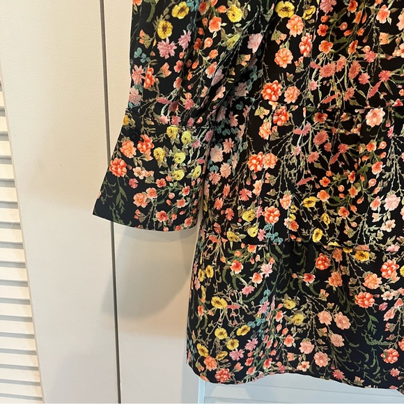 Zara Floral Romper - Picture 2 of 6